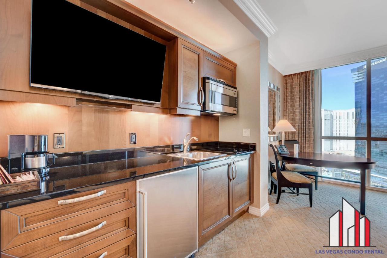 لاس فيغاس Mgm Signature-22-703 Strip View Jacuzzi Studio المظهر الخارجي الصورة